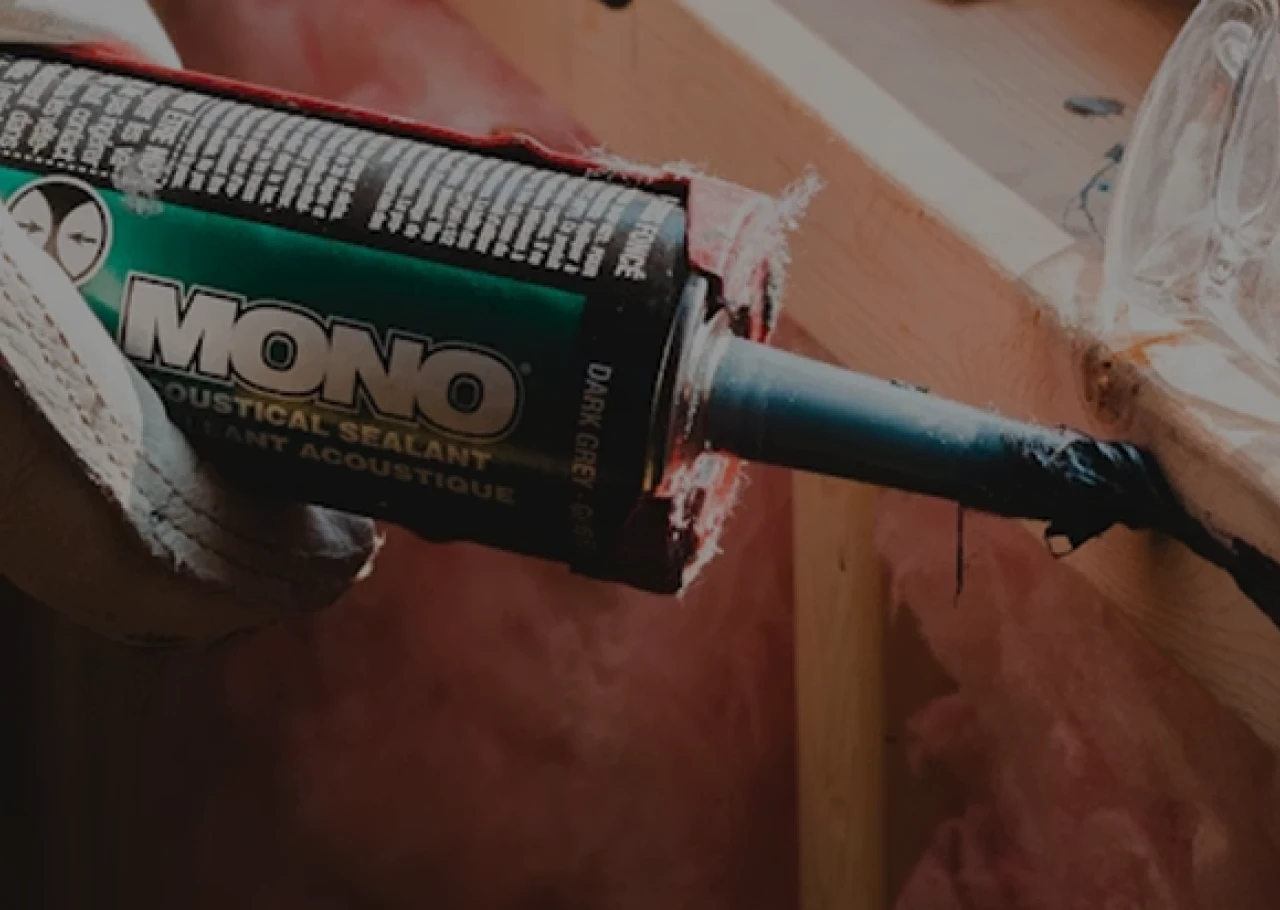 Fachowiec zajmujący się naprawą